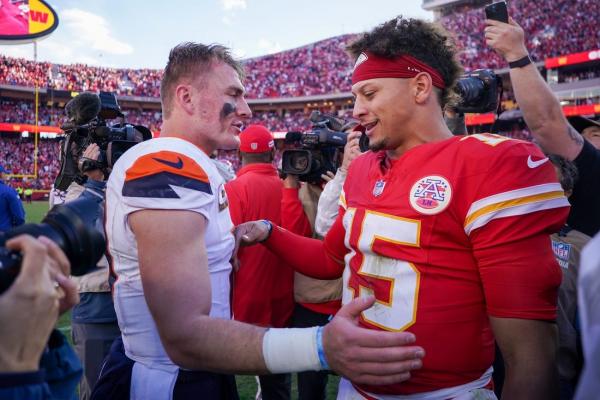 Elusive playoff berth at stake as Broncos host Chiefs