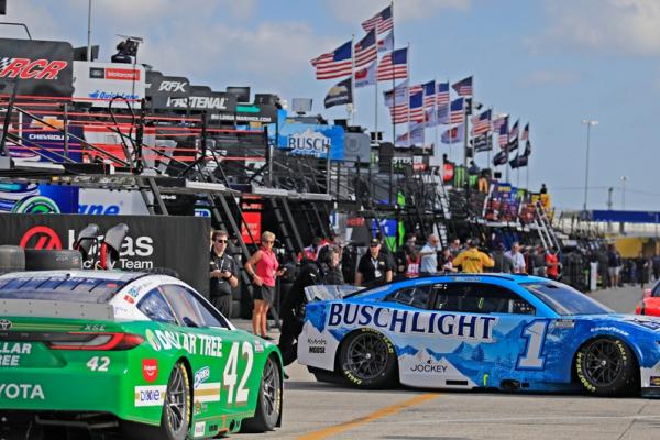 NASCAR ejects two crew chiefs before Daytona 500