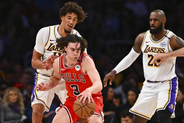 NBA roundup: Bulls rout Lakers in LeBron James’ return