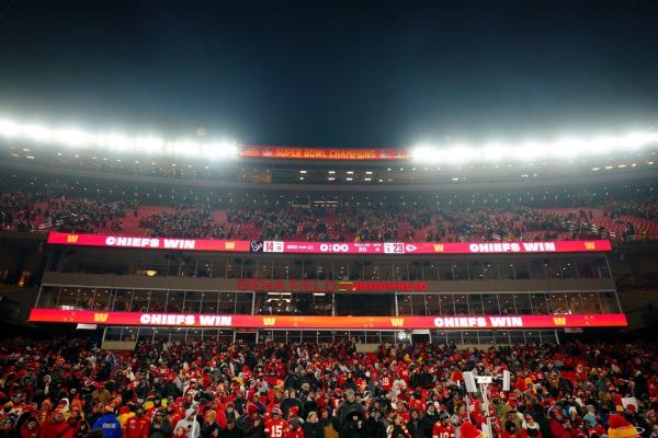 State of Kansas extends deadline for Chiefs, Royals stadium funding