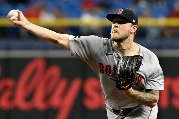 Red Sox get to Rays’ bullpen, eke out win