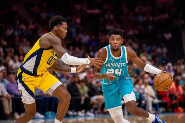 Miller's third-quarter outburst powers Hornets' 103-83 win over Indiana thumbnail