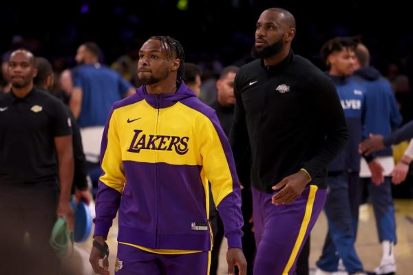 Report: Bronny James to split time between Lakers, G League thumbnail