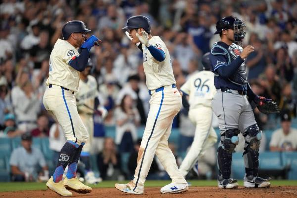 Homers in 9th, 10th innings push Rays past Dodgers