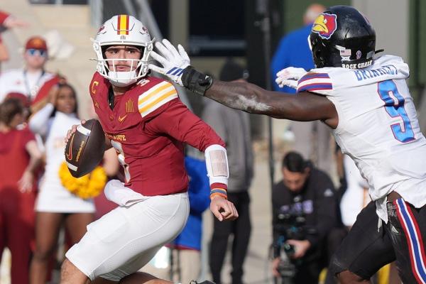 Iowa State pursues third straight win in clash vs. Oklahoma State