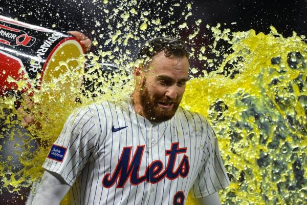 Brandon Nimmo delivers walk-off single to rescue Mets past Phillies
