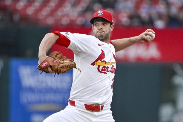 Cardinals LHP Steven Matz (back) returns after 4 months