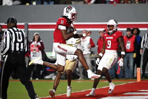 NC State racks up 583 yards while handing No. 8 Georgia Tech its first loss