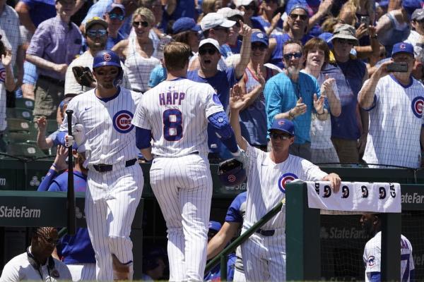 Ian Happ swats 2 of Cubs’ 5 HRs in win over Mariners