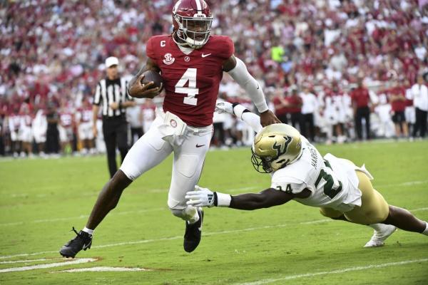 No. 4 Alabama prepares for road challenge at uneven Wisconsin