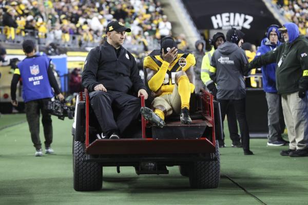 Steelers place S DeShon Elliott, DT Daniel Ekuale on IR