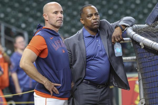 Report: Astros to bring back manager Joe Espada, GM Dana Brown
