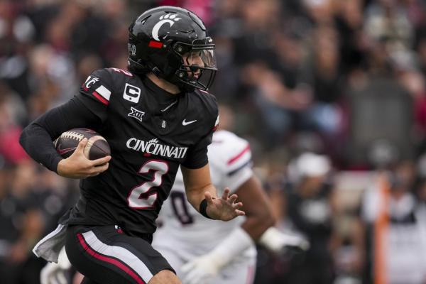 Cincinnati looking to halt another late-season slide at TCU