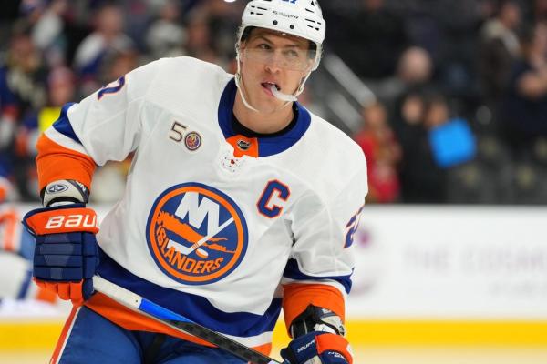 Islanders captain Anders Lee (upper body) out 1-2 weeks