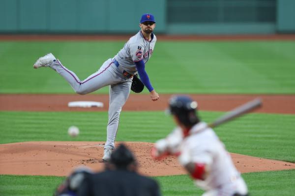 Seven Red Sox hurlers combine to blank Mets