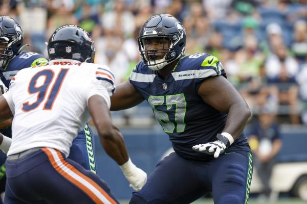 Seahawks LT Charles Cross (finger) has surgery, eyes Week 1 return