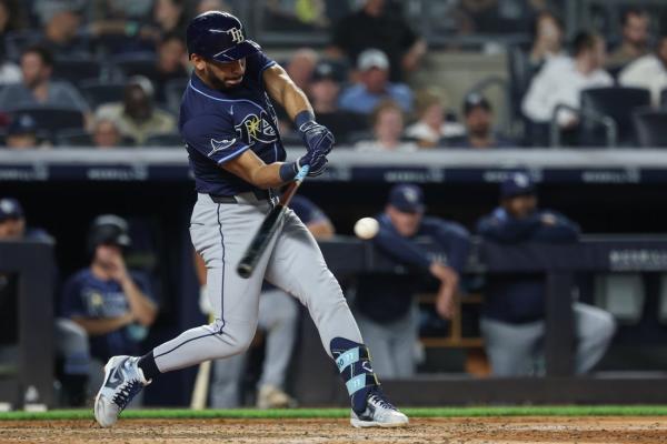 Yankees trade for Raysâ Jose Caballero mid-game