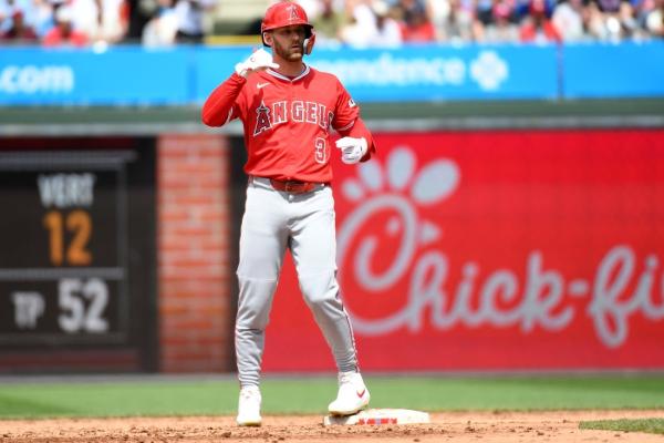 Taylor Ward, Angels finish series at Phillies with a bang