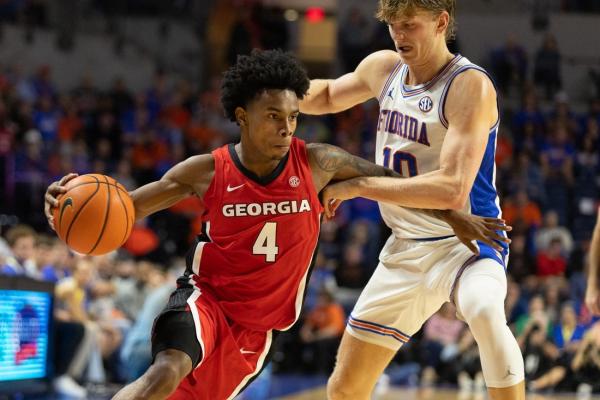 Florida dominates inside to knock off rival No. 18 Georgia