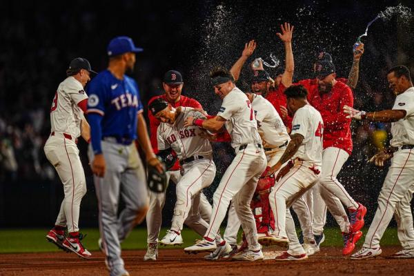 Red Sox rally for two in 10th to edge Rangers thumbnail