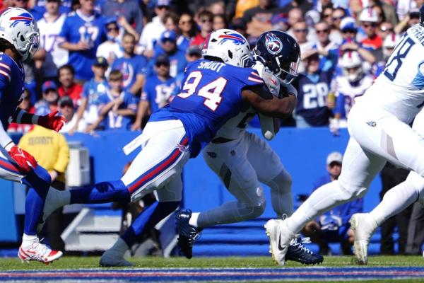 Bills DE Dawuane Smoot (wrist) to have surgery, go on IR thumbnail