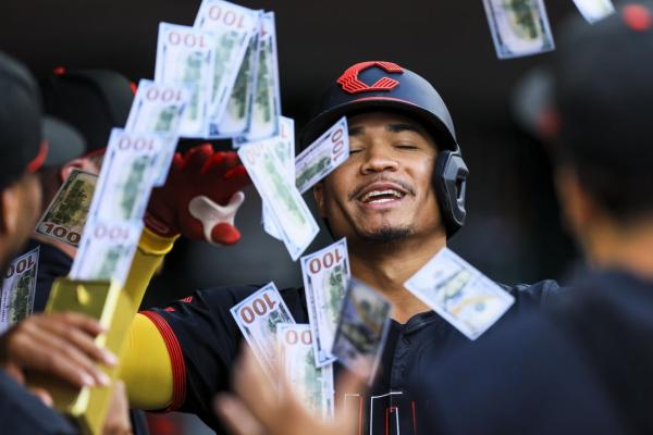 Masyn Winn’s 3 RBIs help Cardinals edge Reds in 10th