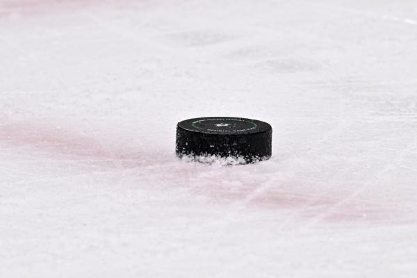 Reports: Proposed CBA extension to include 84-game season