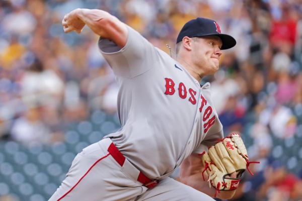 Red Sox place RHP Richard Fitts (arm) on 15-day IL