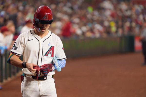 Arizona’s Corbin Carroll has chip fracture in wrist, will go on IL