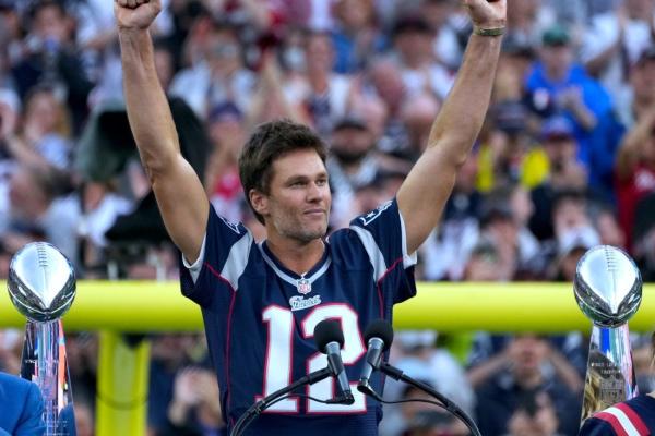 Patriots to unveil Tom Brady statue on Aug. 8
