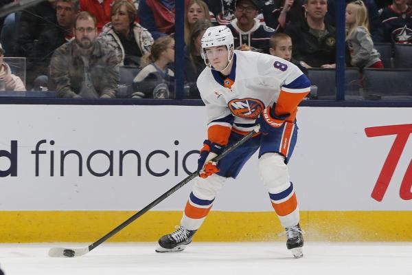 Reports: Canadiens acquire D Noah Dobson in sign-and-trade with Islanders