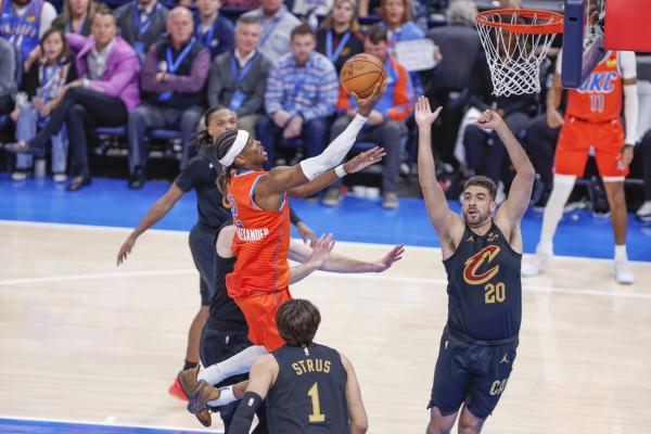 Thunder look to keep pressure on vs. Mavericks