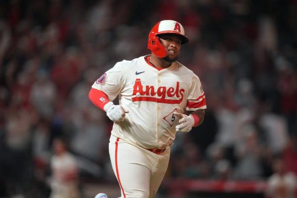 Angels DFA INF Luis Guillorme, DH Willie Calhoun thumbnail