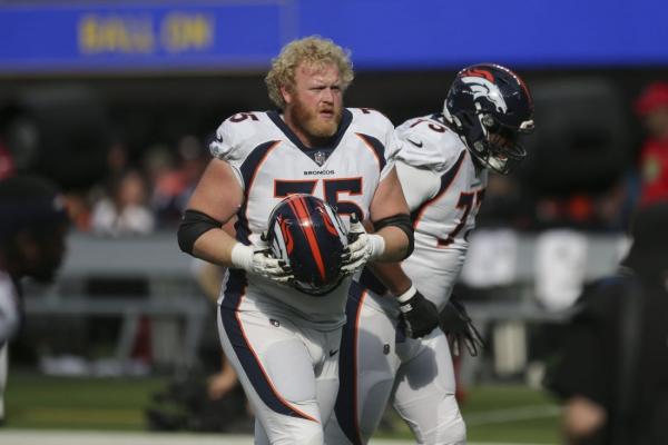 Broncos T Quinn Bailey leaves with air cast on leg thumbnail