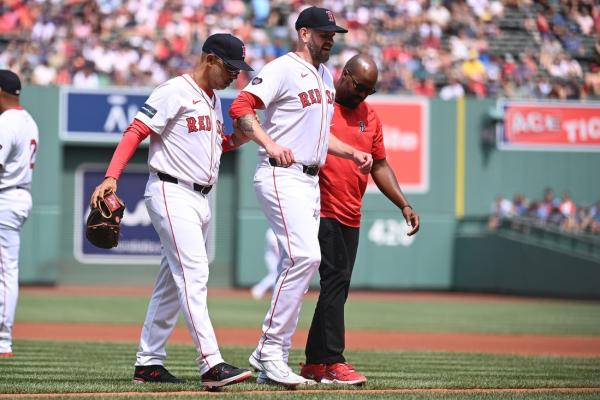 Red Sox starting LHP James Paxton (calf strain) exits in 1st inning thumbnail