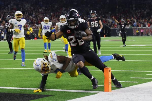 Texans GM: ‘No crystal ball’ on RB Joe Mixon’s return