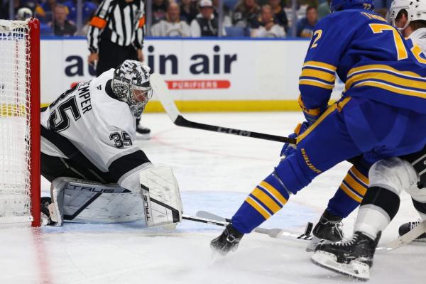 Anze Kopitar’s third-period hat trick propels Kings past Sabres