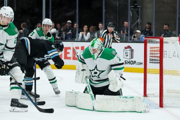 Casey DeSmith stops 34 shots as Stars stymie Utah