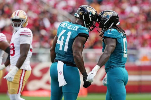 Jaguars force 4 turnovers, hand 49ers first loss
