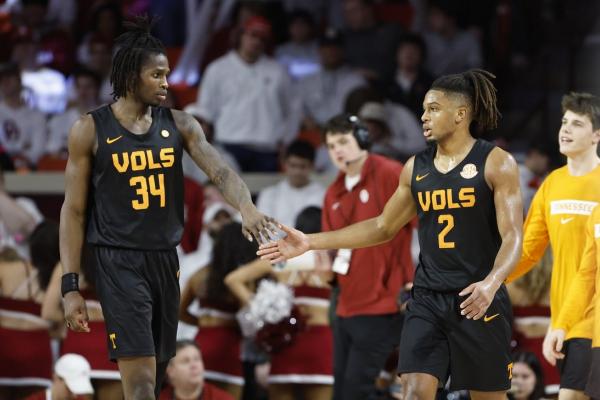 Chaz Lanier, No. 4 Tennessee too strong for Oklahoma