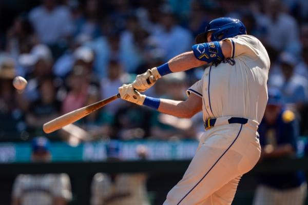 Cal Raleigh’s record-setting day propels Mariners over A’s