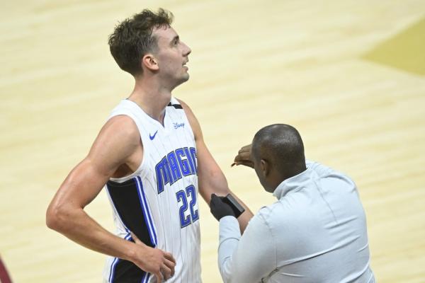 Mavericks to host Magic, adjusting to life without Paolo Banchero thumbnail