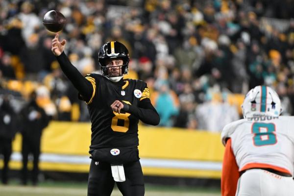 Steelers maintain Monday magic, eliminate Dolphins