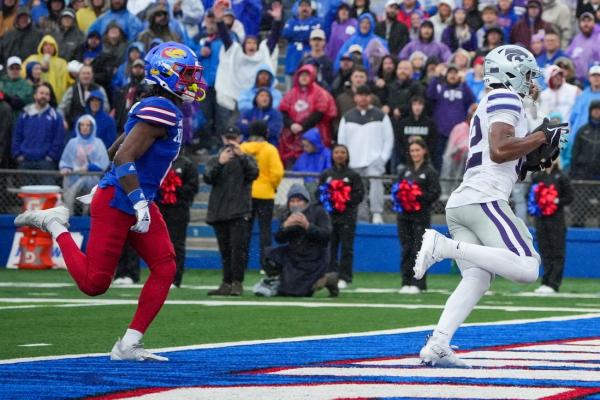Avery Johnson leads Kansas State to 17th straight win over Kansas