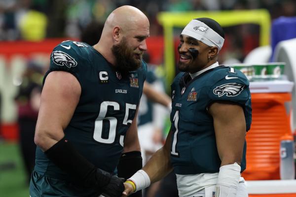 Eagles extend, enrich standout RT Lane Johnson