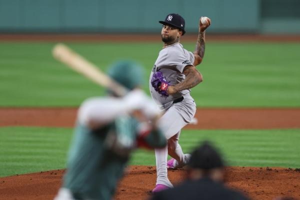 Aaron Judge, Luis Gil star as Yankees stifle Red Sox