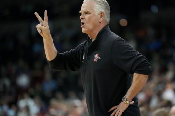 No. 24 San Diego State opens league slate at Fresno State