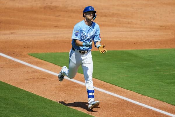 MLB roundup: Vinnie Pasquantino homer lifts Royals past Rangers thumbnail