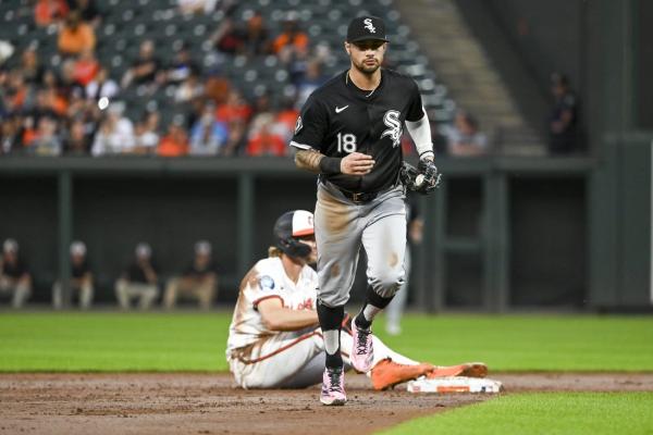 White Sox snap 12-game losing streak with 8-1 win over Orioles