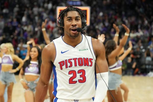 Report: Pistons G Jaden Ivey has fractured fibula